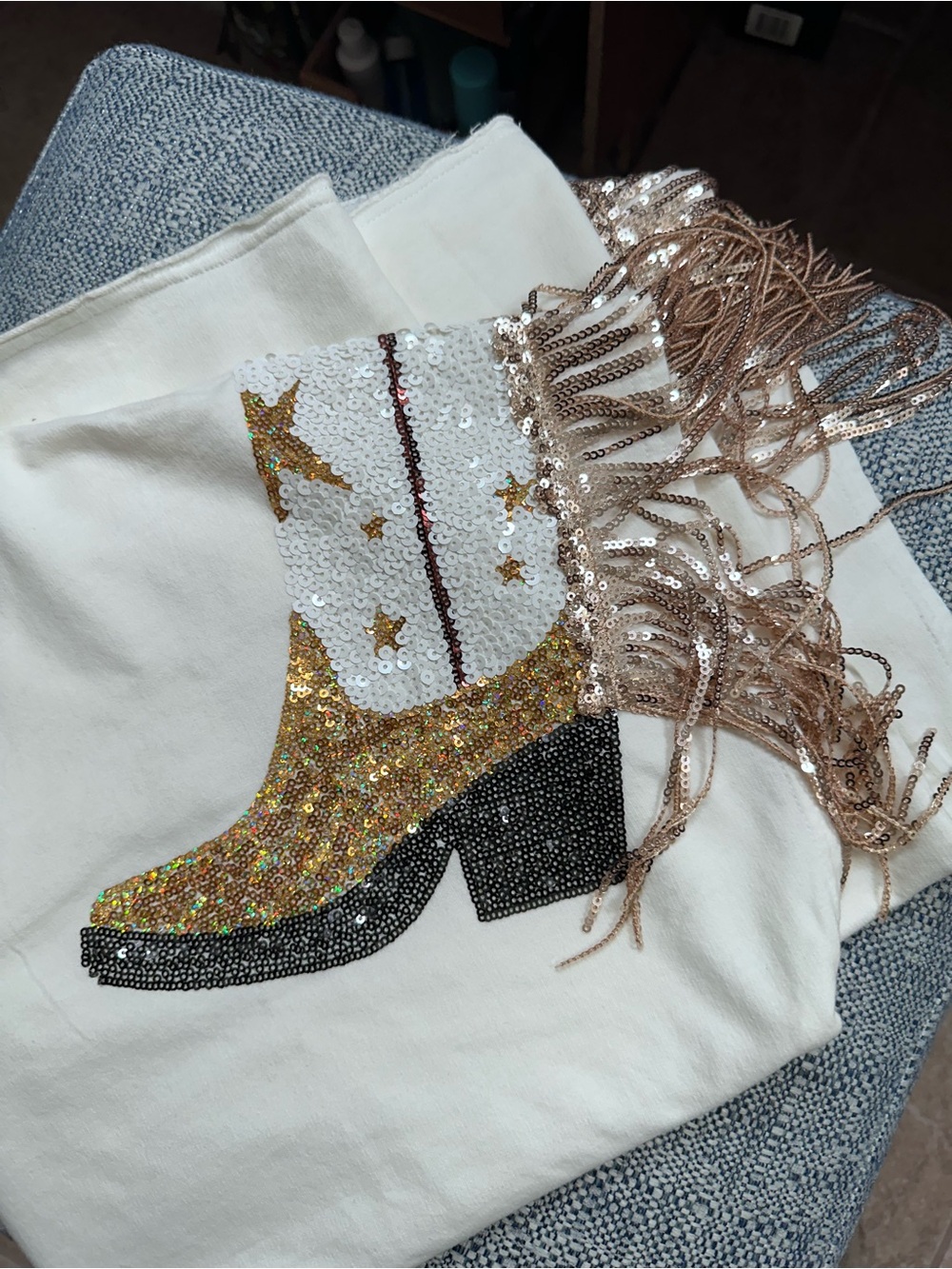 blue b. White Sequin Fringe V-Neck Glam Western Top - Picture 4 of 5